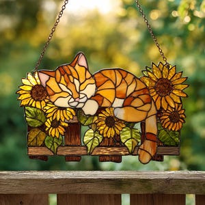 Cat Suncatcher with Sunflowers Handmade, Resin Window Hanging, Cozy Home Decor, Gift for Cat Lovers, Boho Decor, Cottagecore Kitchen Decor